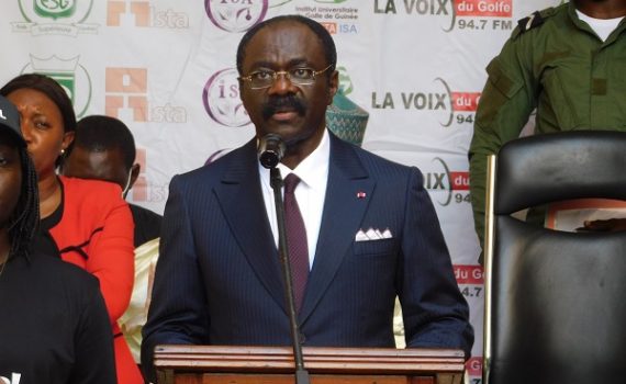 Cameroun – Fecavolley : Le smash précis et concis de Mouelle Kombi
