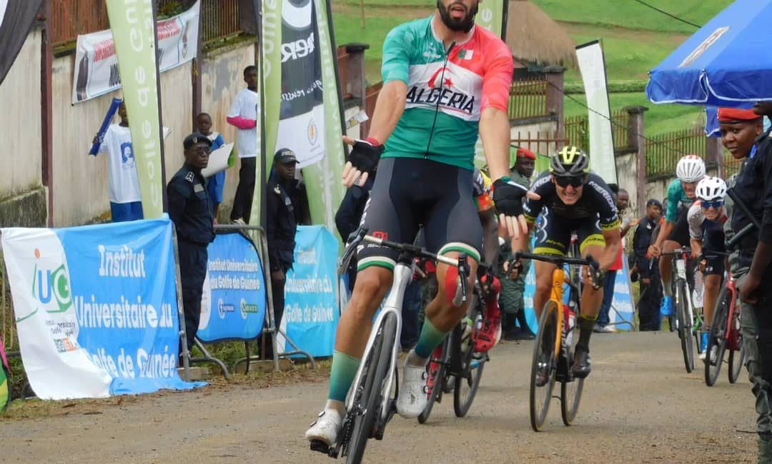 Cyclisme – Cameroun : L’Algérien Yacine Hamza s’impose