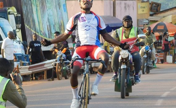 Cyclisme – Transca 12 : Stève Ngueguim, tout nouveau maillot jaune